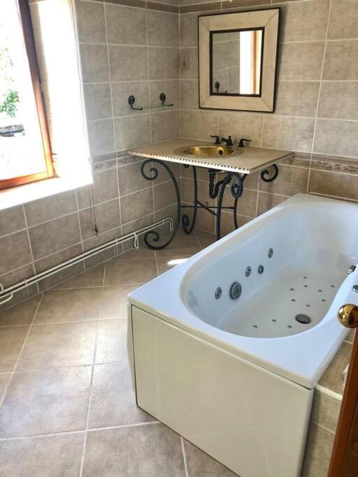 Maison Chaleureuse Au Coeur Du Village Raddon Zewnętrze zdjęcie